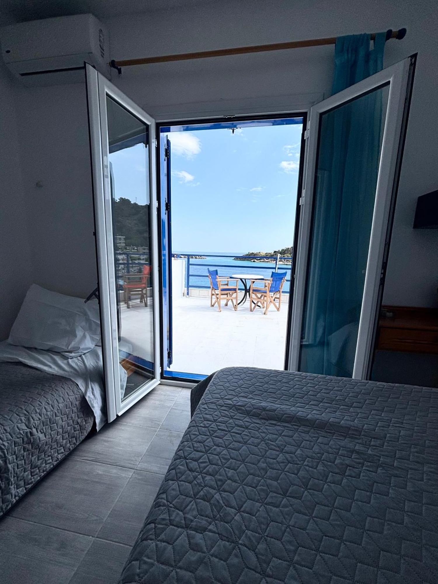 Scirocco Rooms Loutro Buitenkant foto