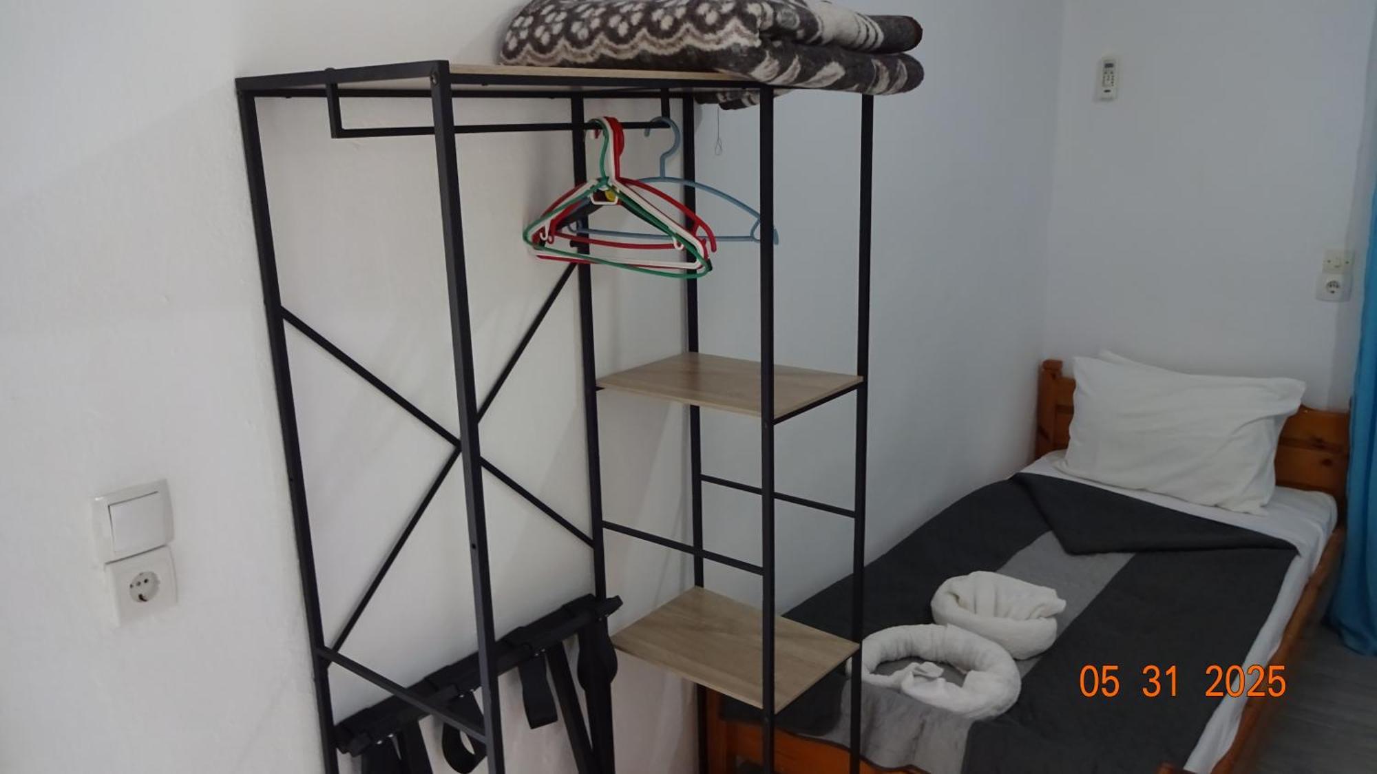 Scirocco Rooms Loutro Buitenkant foto