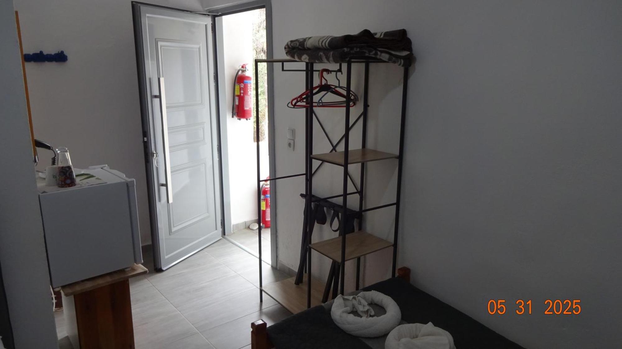 Scirocco Rooms Loutro Buitenkant foto