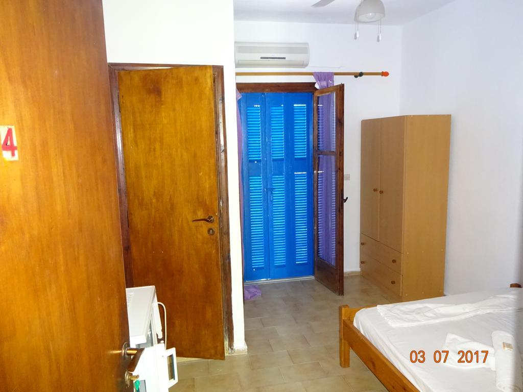 Scirocco Rooms Loutro Buitenkant foto