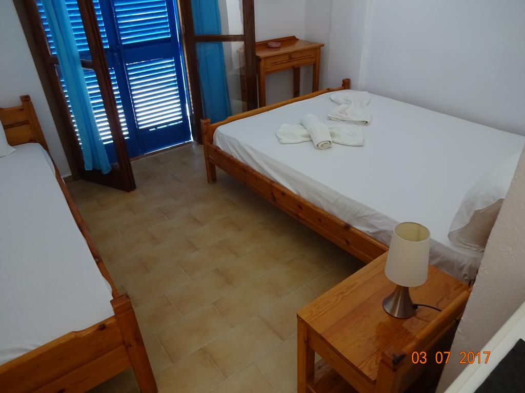 Scirocco Rooms Loutro Buitenkant foto