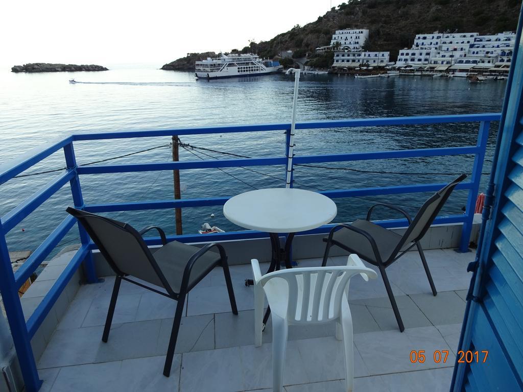 Scirocco Rooms Loutro Buitenkant foto